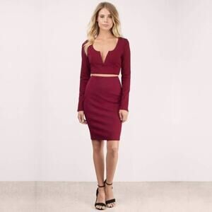 2/$30 Tobi Notched Long Sleeve Crop Top Wine XS #A0347 TRB2